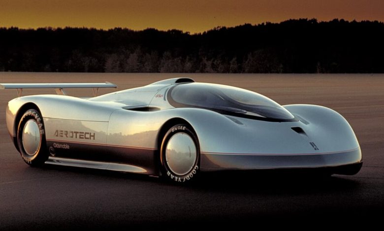 خودروی آمریکایی که بوگاتی را زیر پا گذاشت